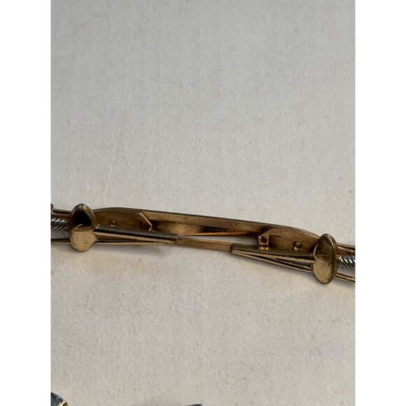 Vintage Mens Tie Clips Lot Of 7 Mixed Designs Sword Gun Harmonica Gold & Silver - Picture 7 of 16